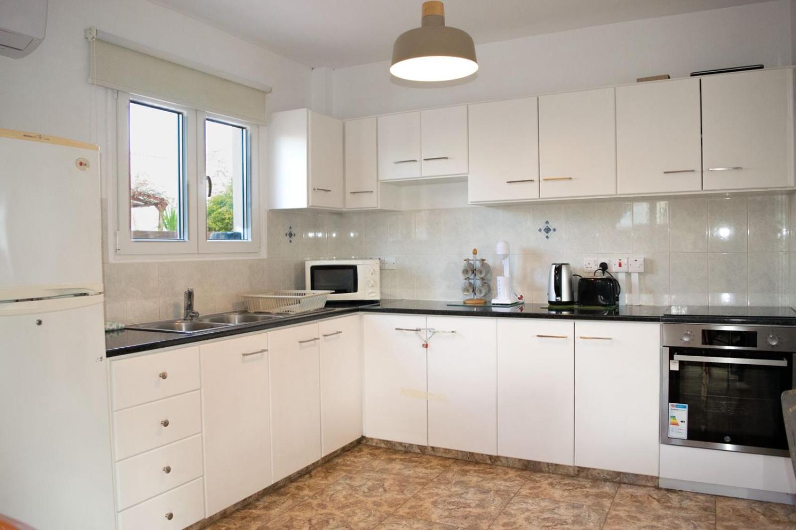 Merika Complex 1 Hou.32 Larnaca Dış mekan fotoğraf
