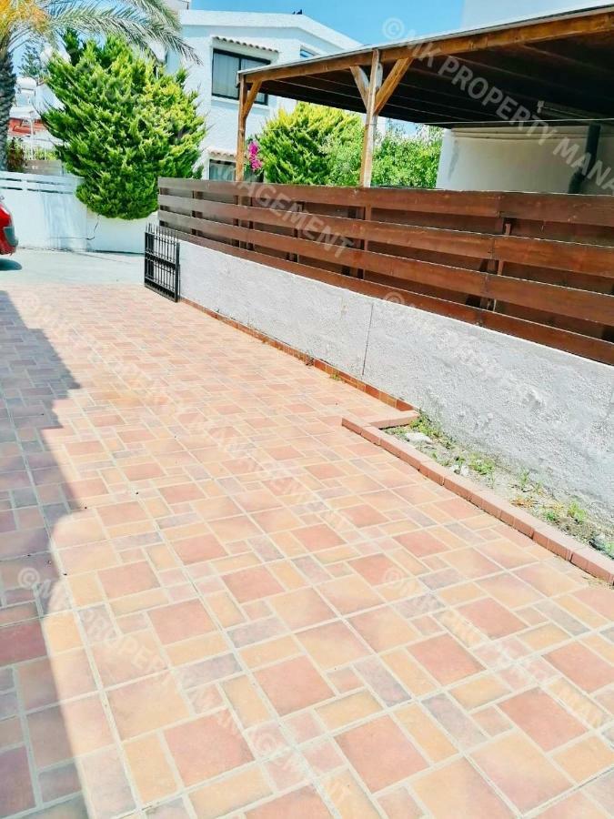 Merika Complex 1 Hou.32 Larnaca Dış mekan fotoğraf