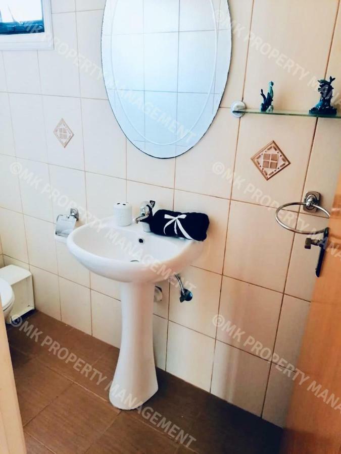 Merika Complex 1 Hou.32 Larnaca Dış mekan fotoğraf